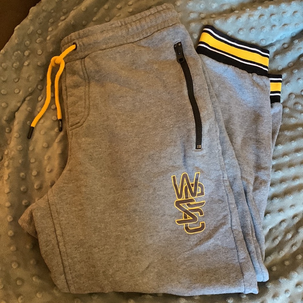 Wesc overlay unisex zip jogger. Mens Small, Womens Medium. Used but in good cond